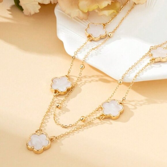 14K Gold Filled White Clover Double Chain Necklace - Picture 3 of 4